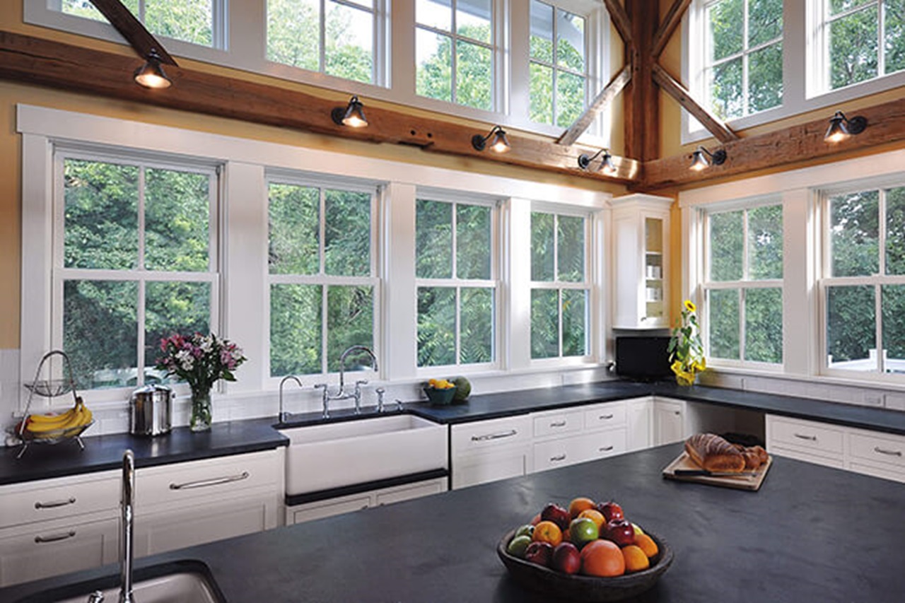Comparing energy efficiency of single hung vs double hung windows.